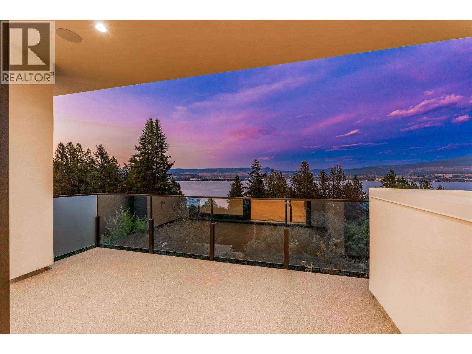 2843 Lakeridge Road