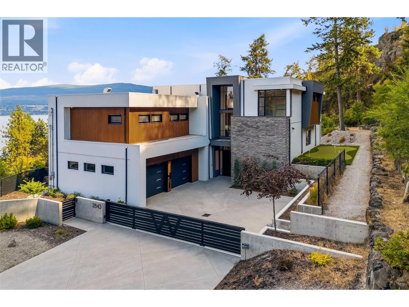 2843 Lakeridge Road