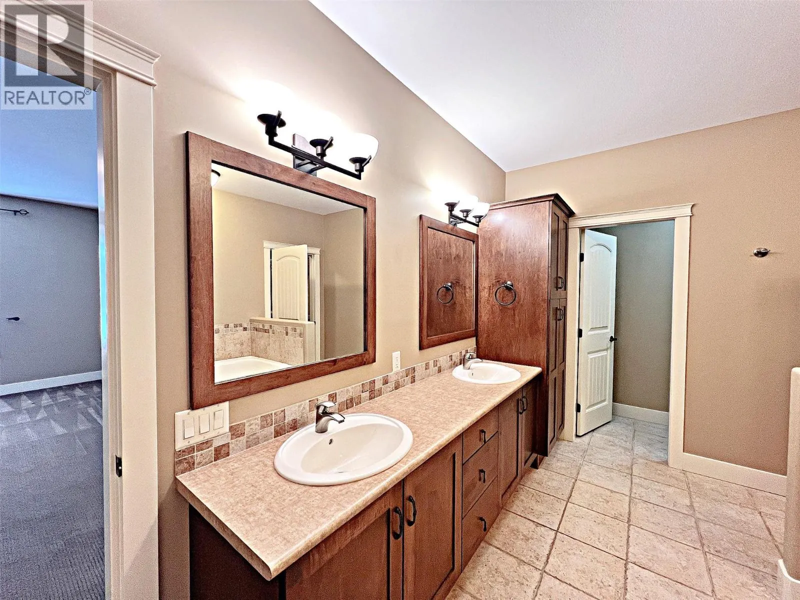4350 Ponderosa Drive Unit# 109