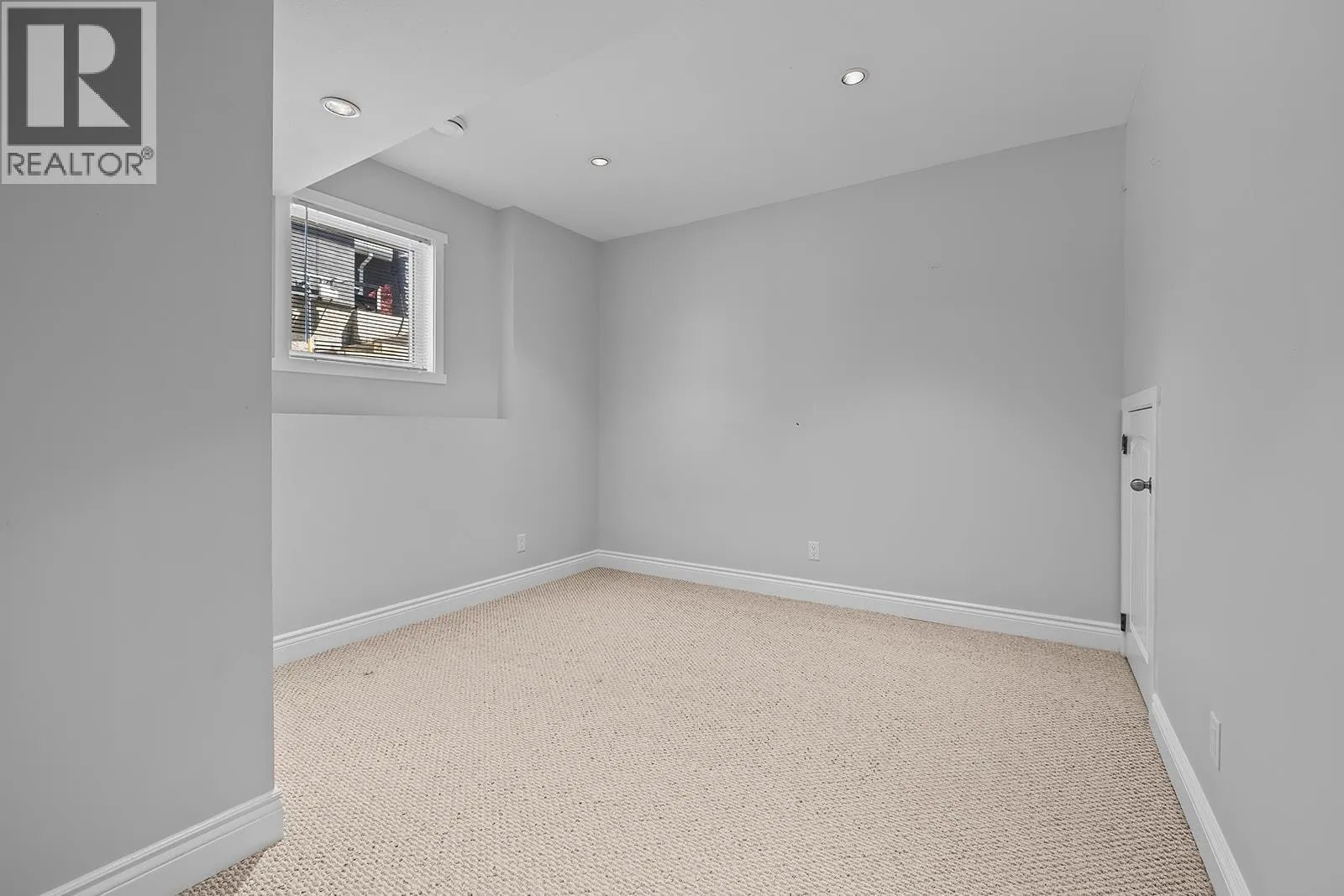 1839 Peak Point Court