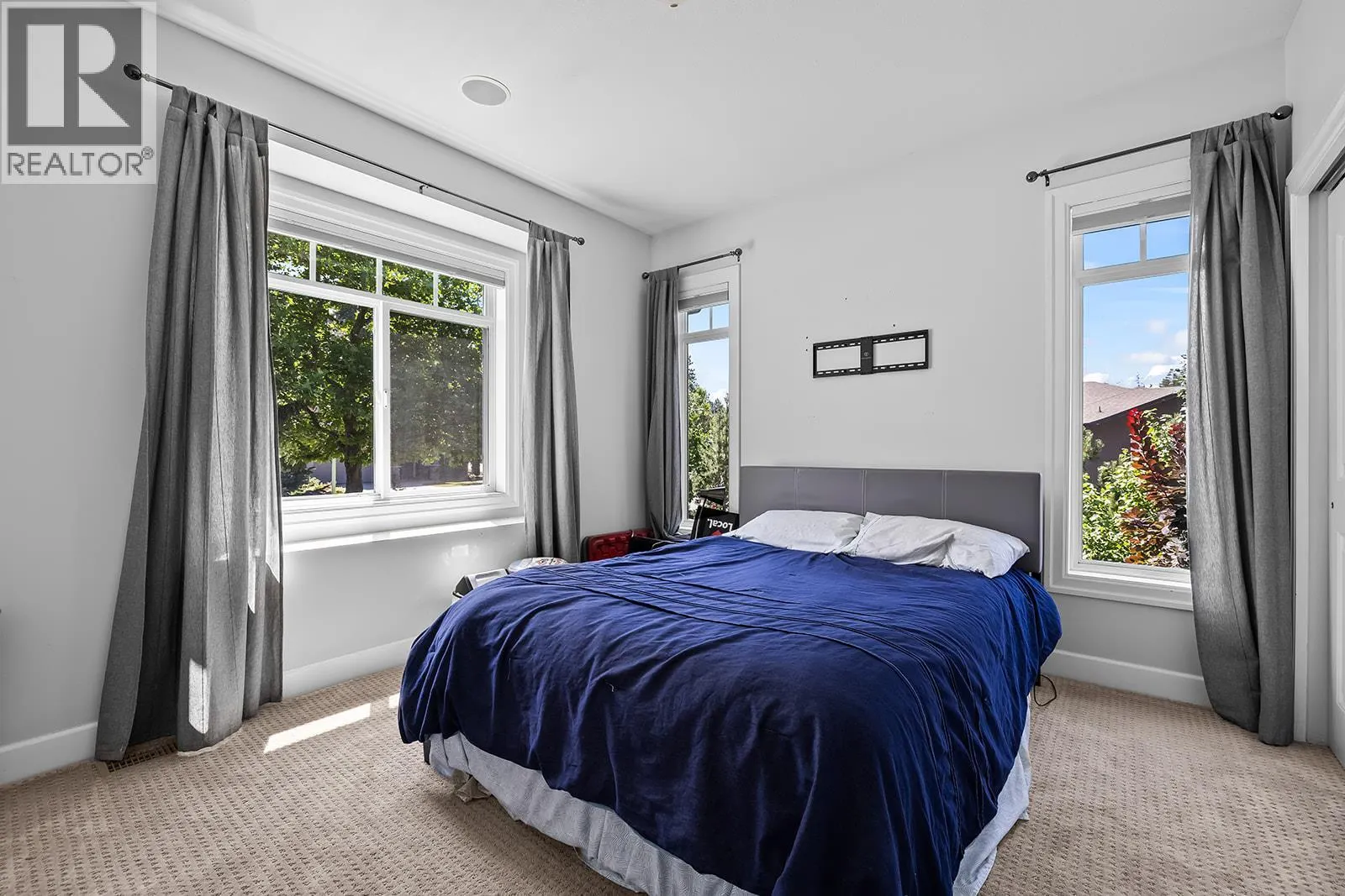 1839 Peak Point Court
