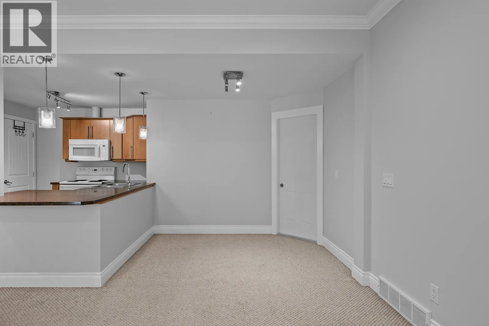 1839 Peak Point Court