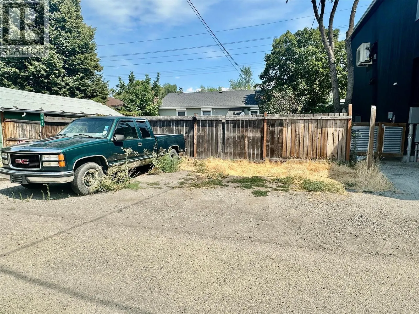 2038 Richter Street
