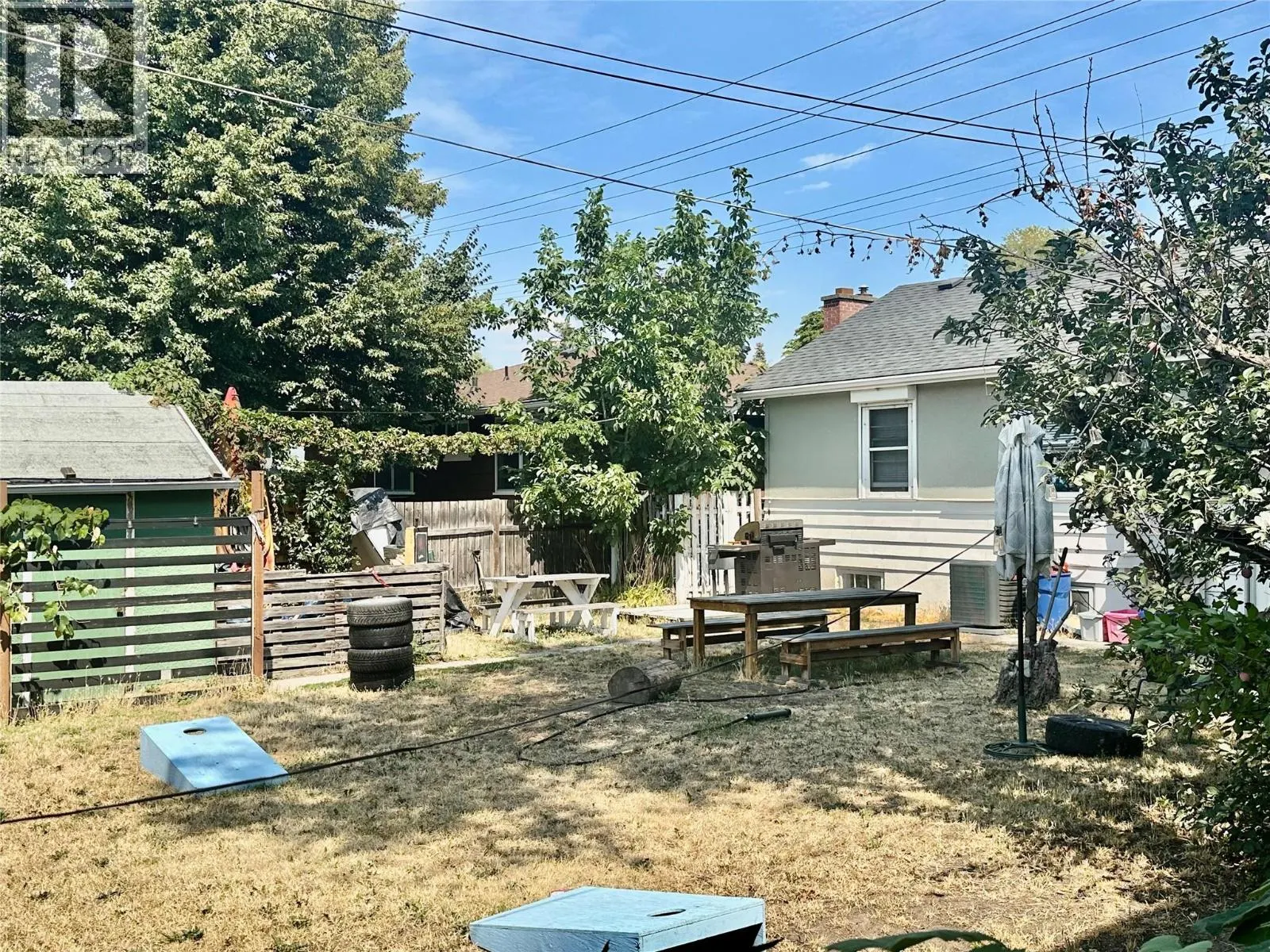 2038 Richter Street