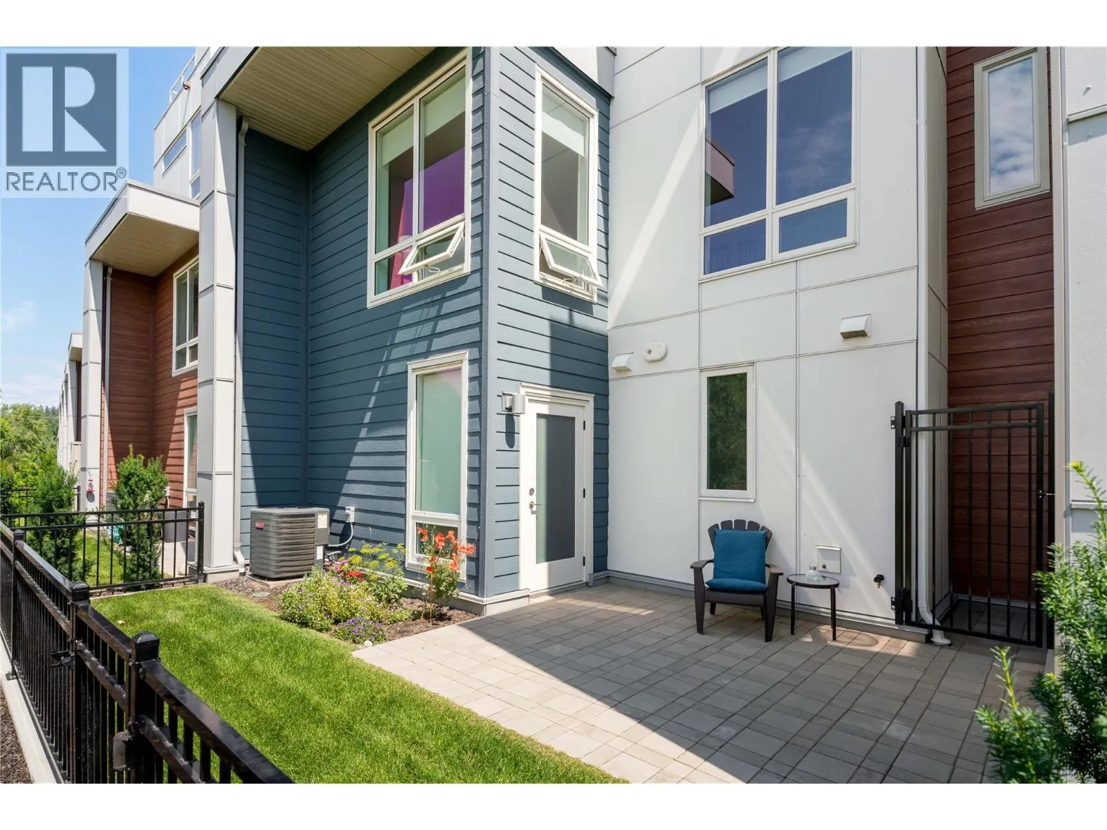 3719 WOODSDALE Road Unit# 17