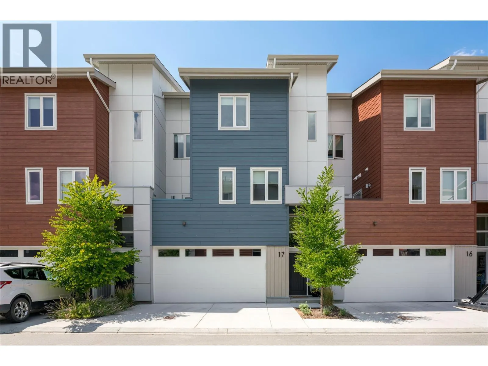 3719 WOODSDALE Road Unit# 17