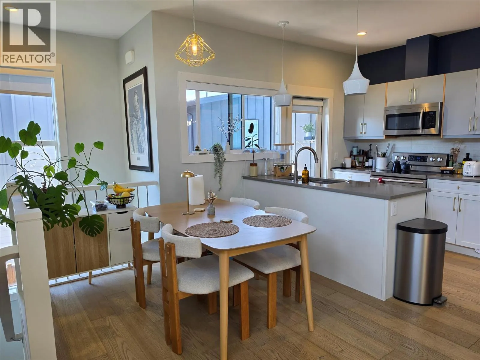 726 Coopland Crescent Unit# 2