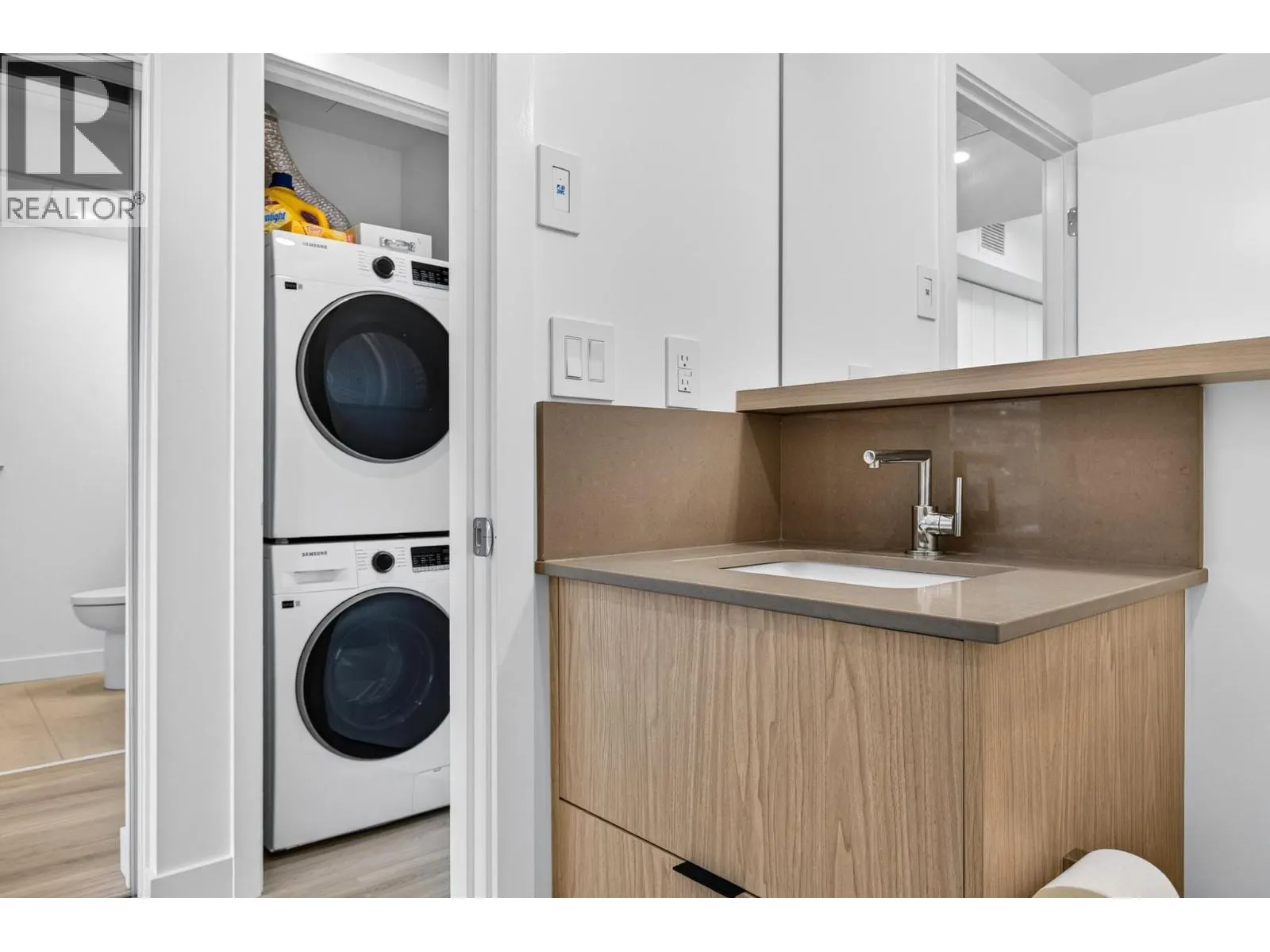 1488 Bertram Street Unit# 807