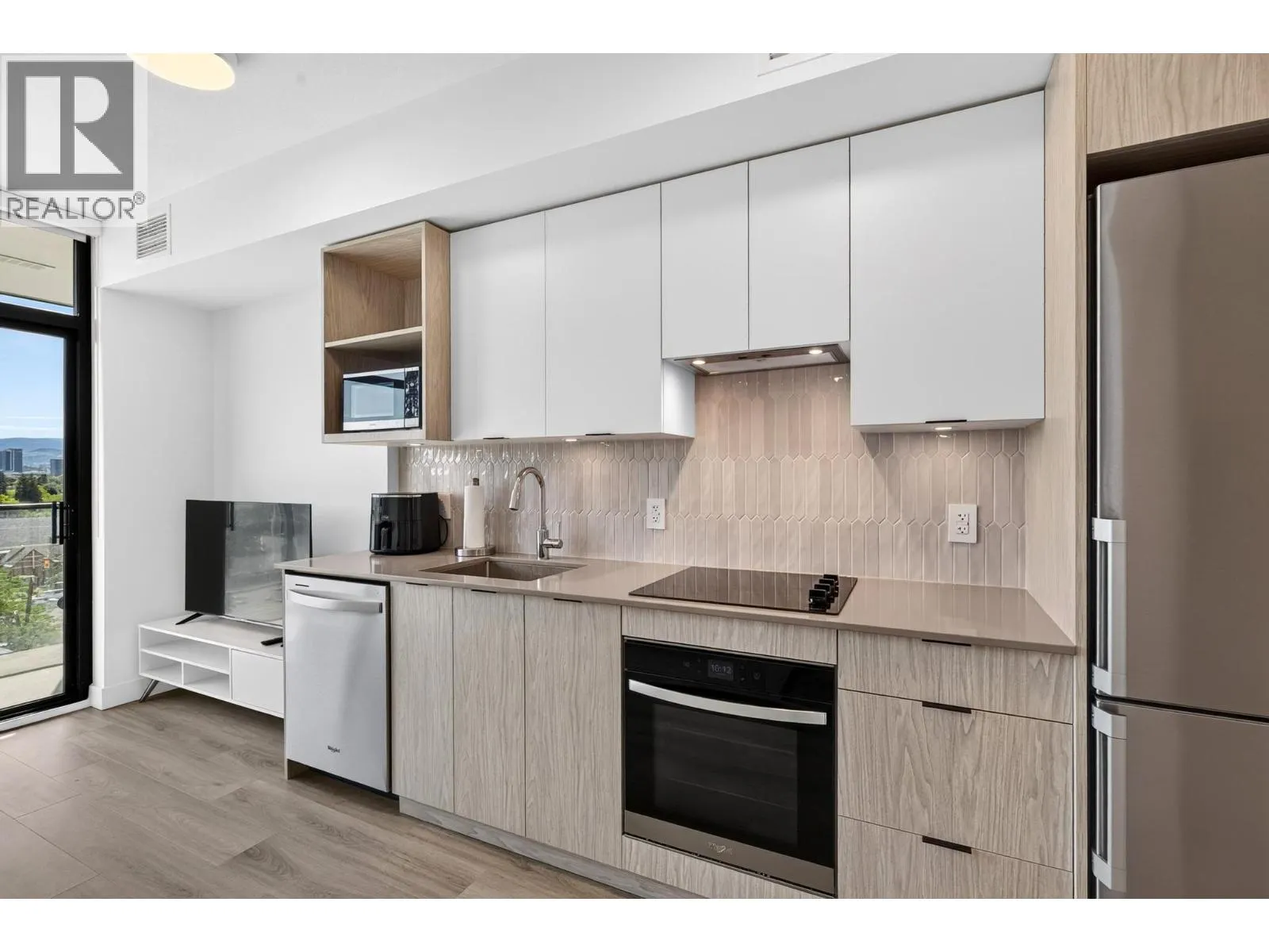 1488 Bertram Street Unit# 807