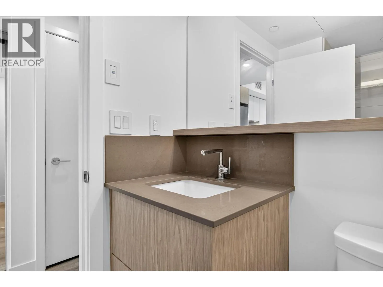 1488 Bertram Street Unit# 807
