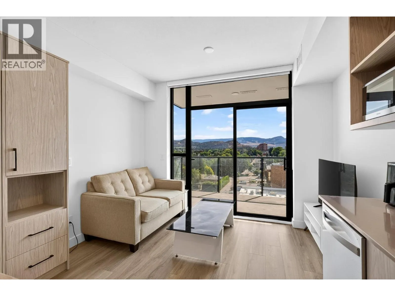 1488 Bertram Street Unit# 807