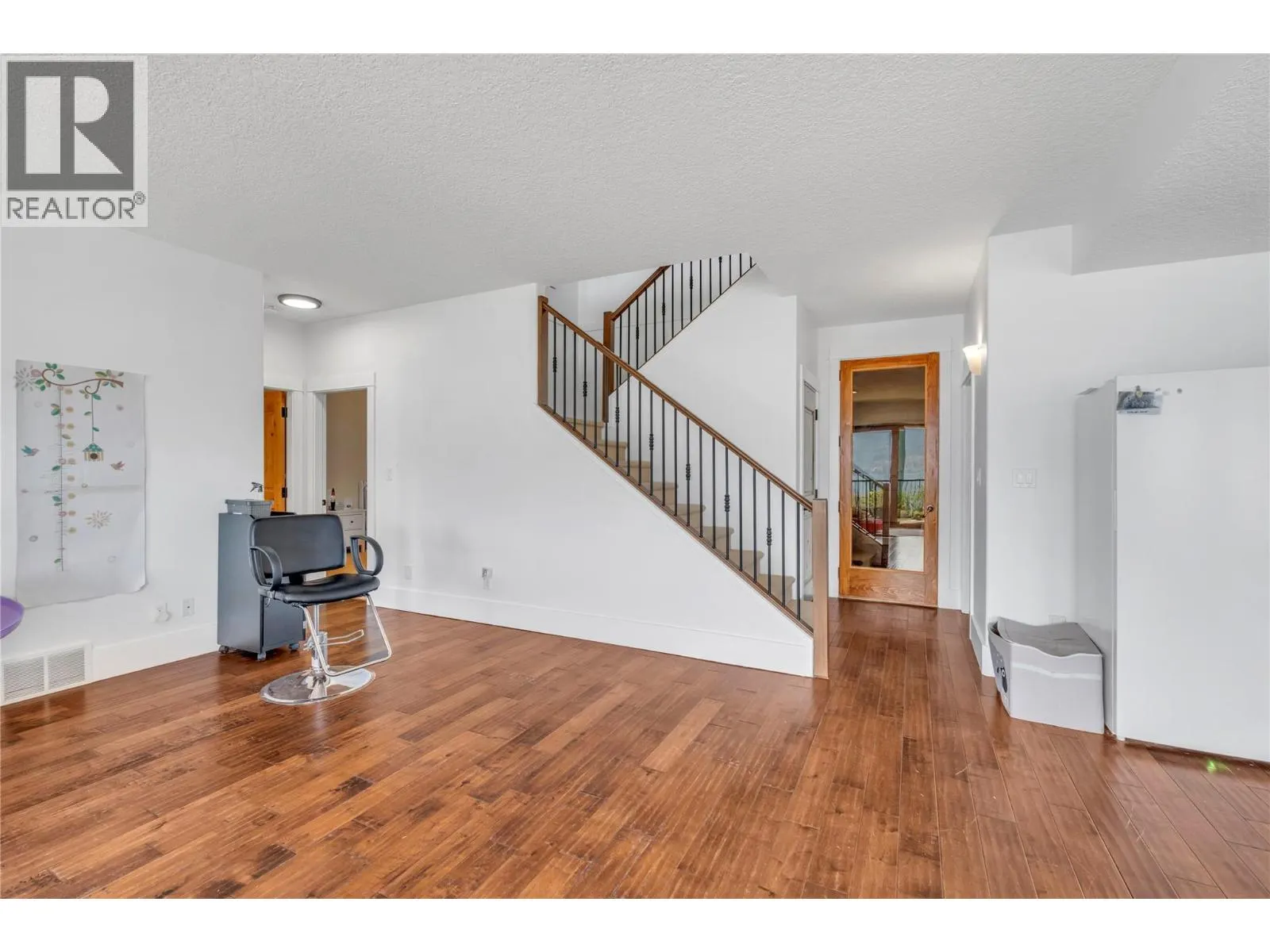 14419 Downton Avenue Unit# 205