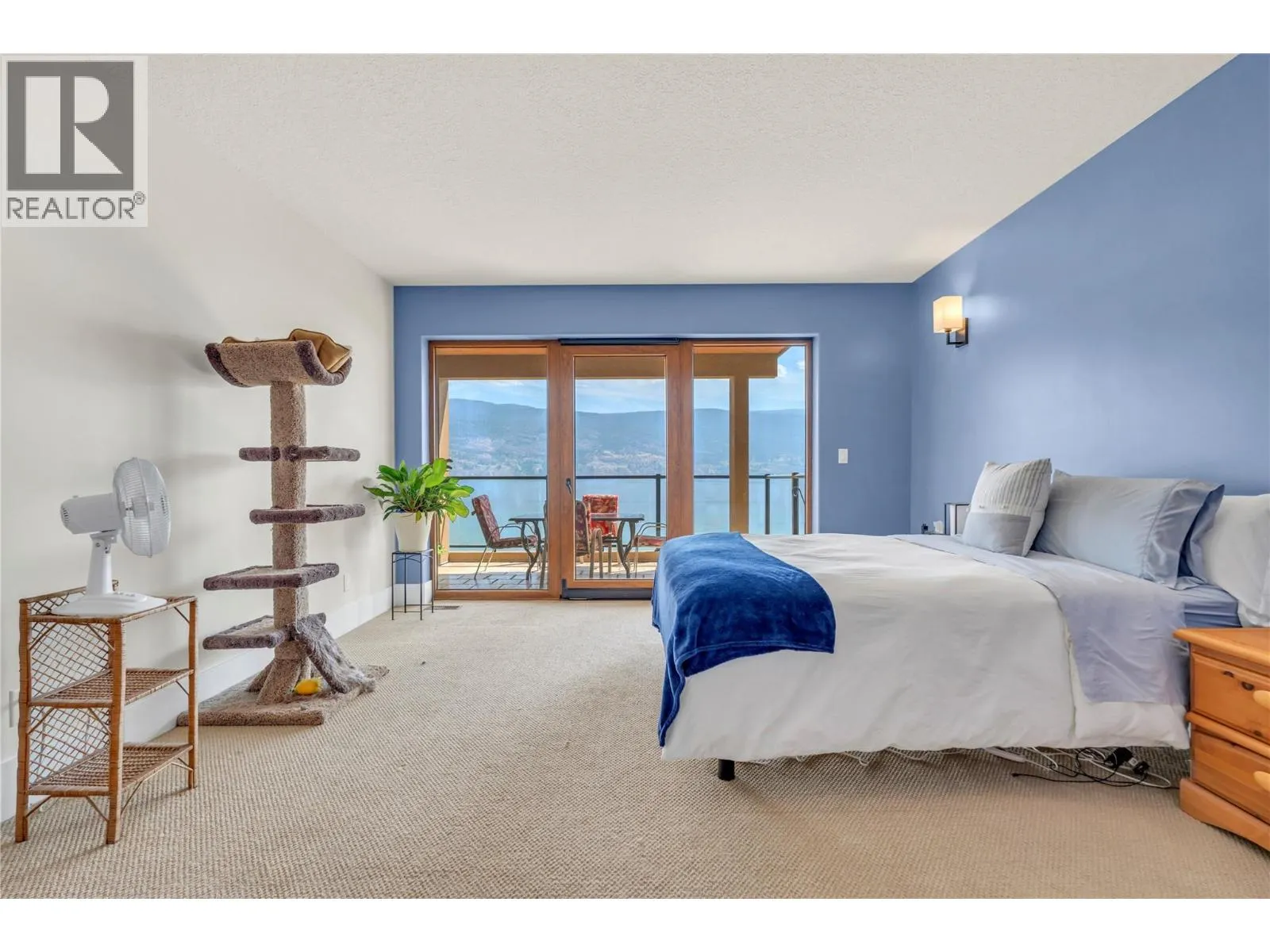 14419 Downton Avenue Unit# 205