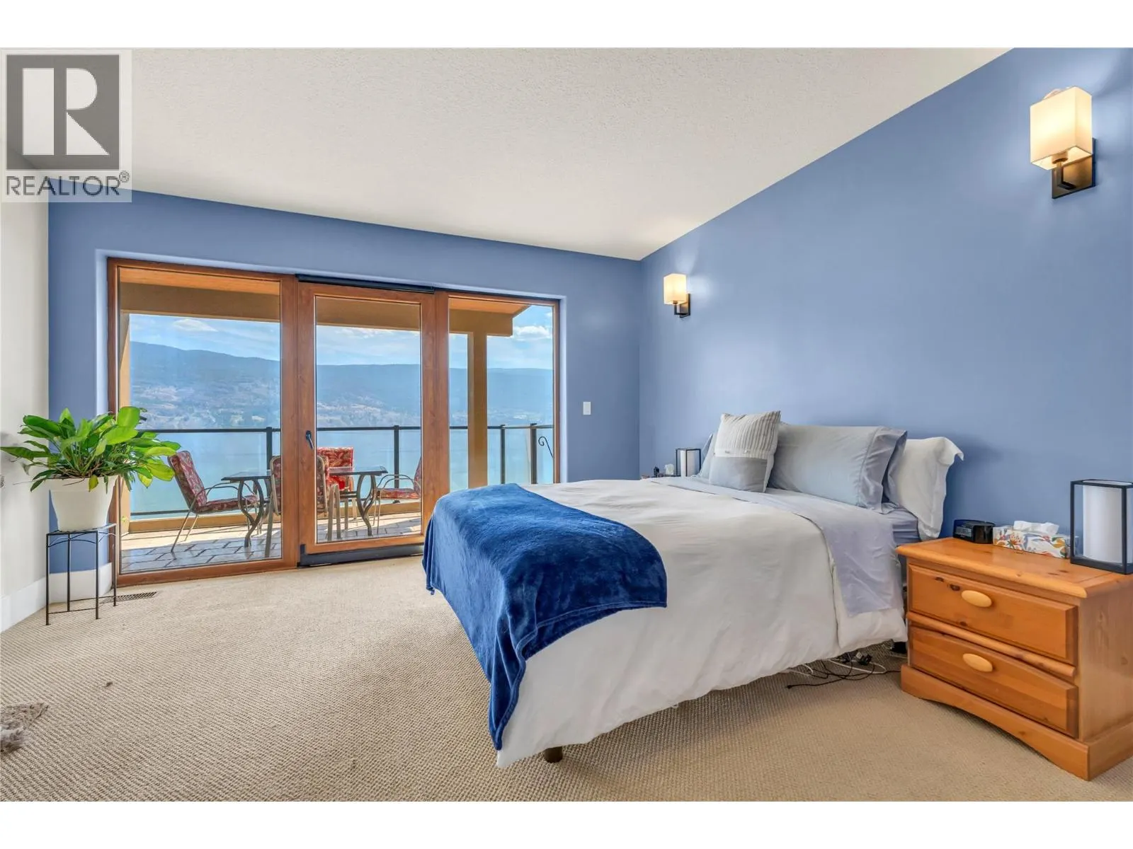 14419 Downton Avenue Unit# 205