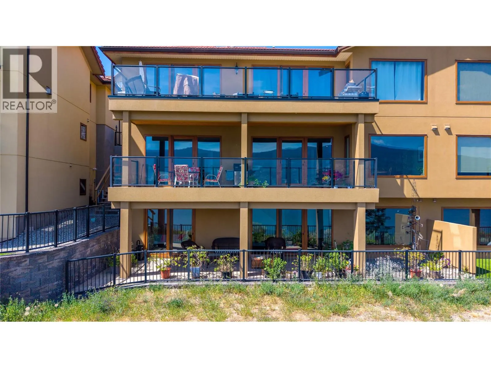 14419 Downton Avenue Unit# 205