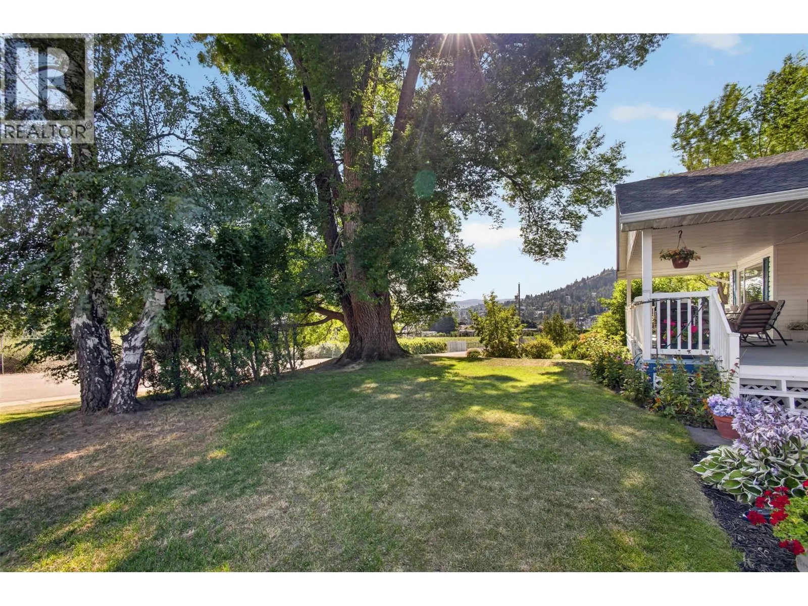 800 Montigny Road