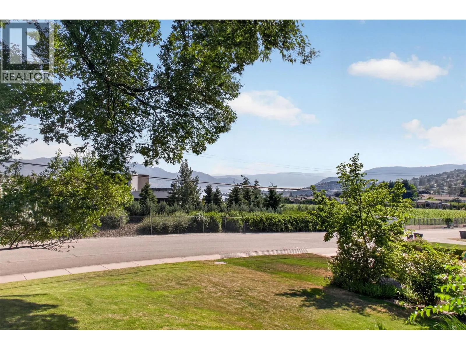 800 Montigny Road