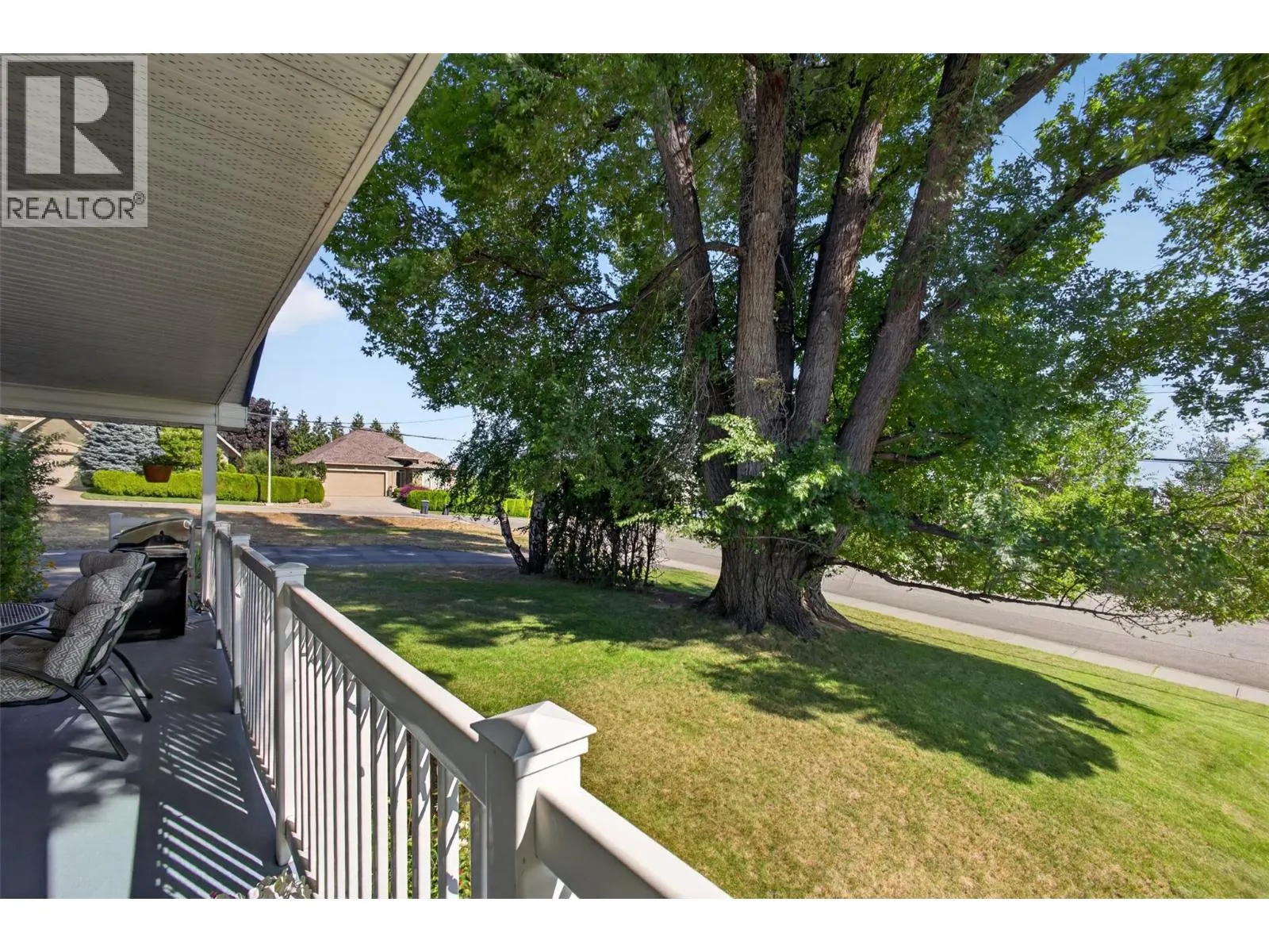 800 Montigny Road