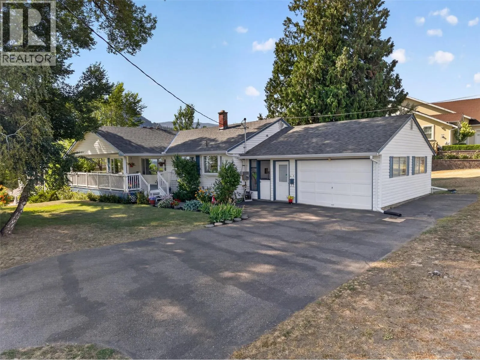 800 Montigny Road