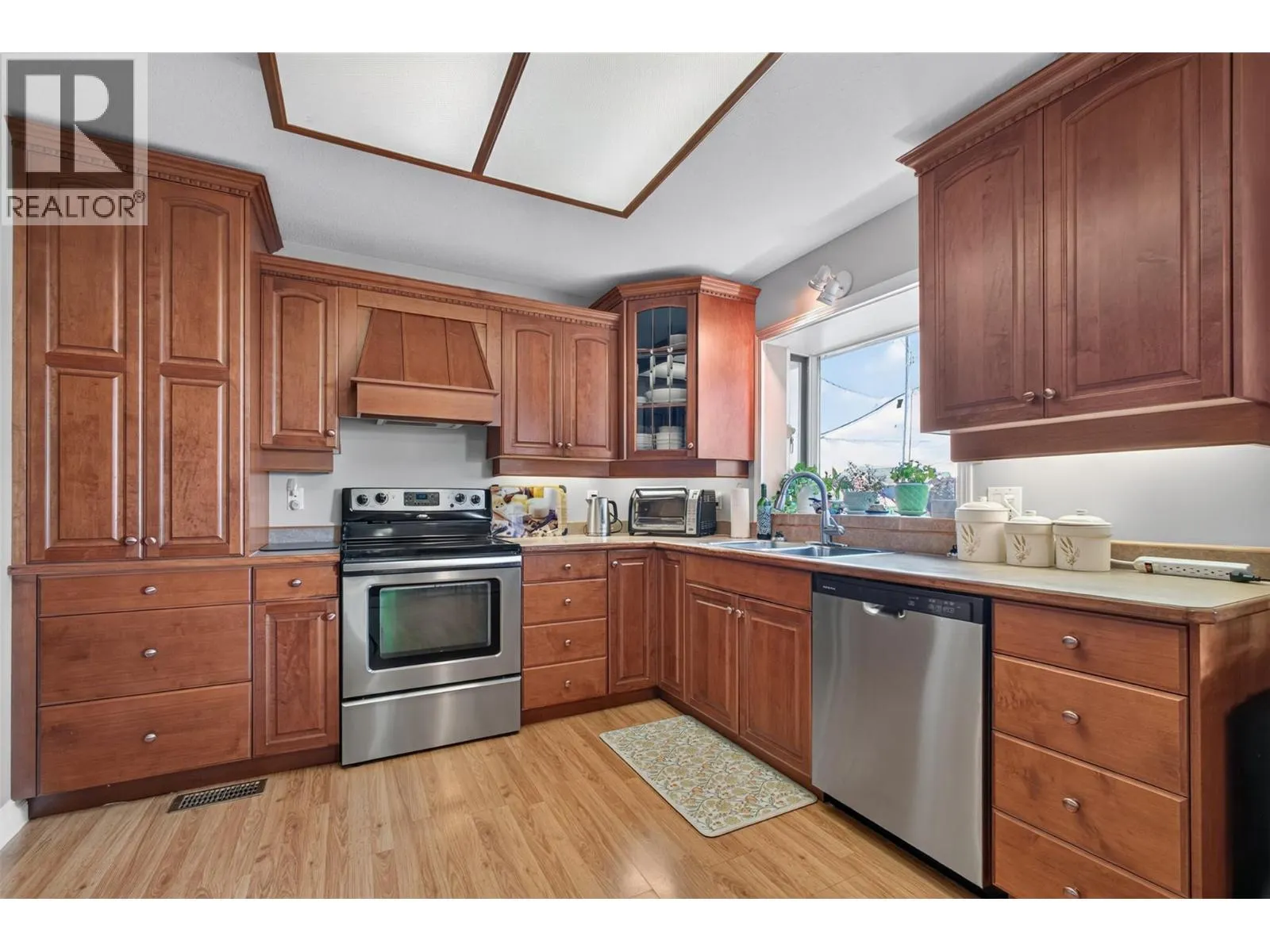 800 Montigny Road