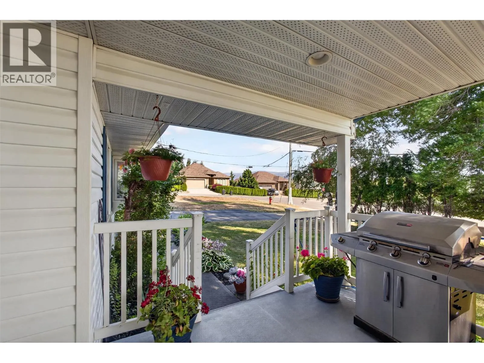 800 Montigny Road