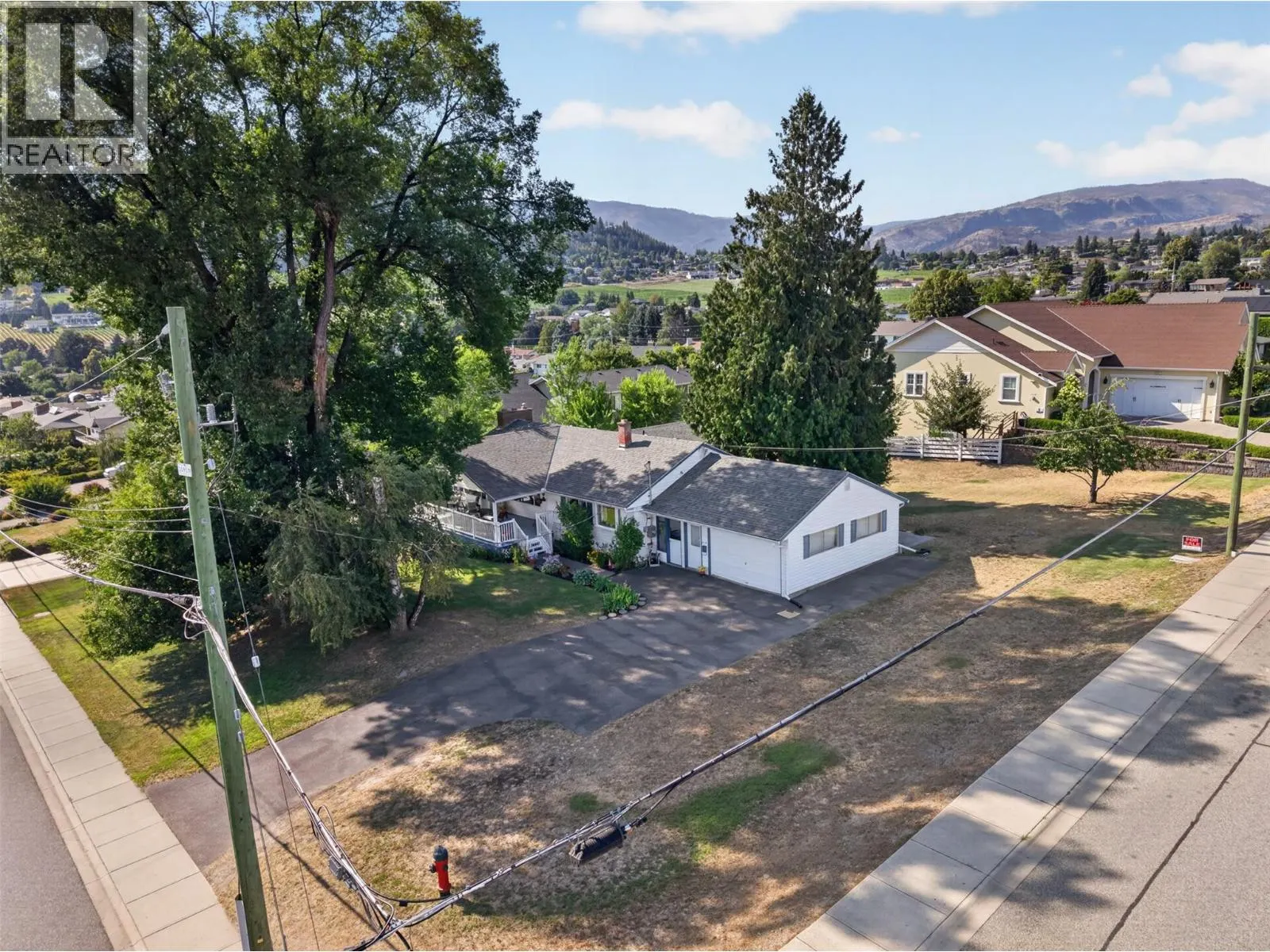 800 Montigny Road