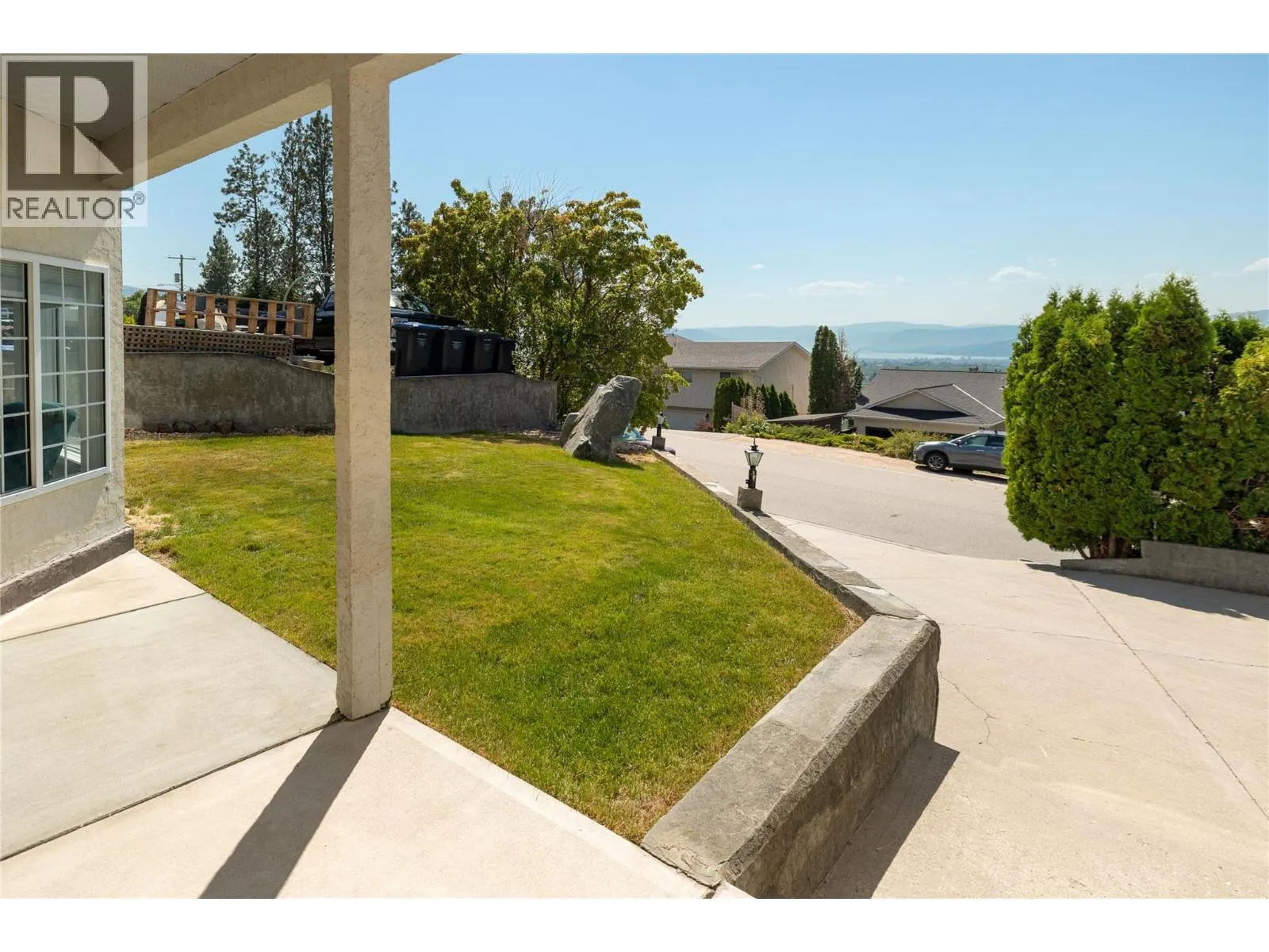 877 Toovey Road