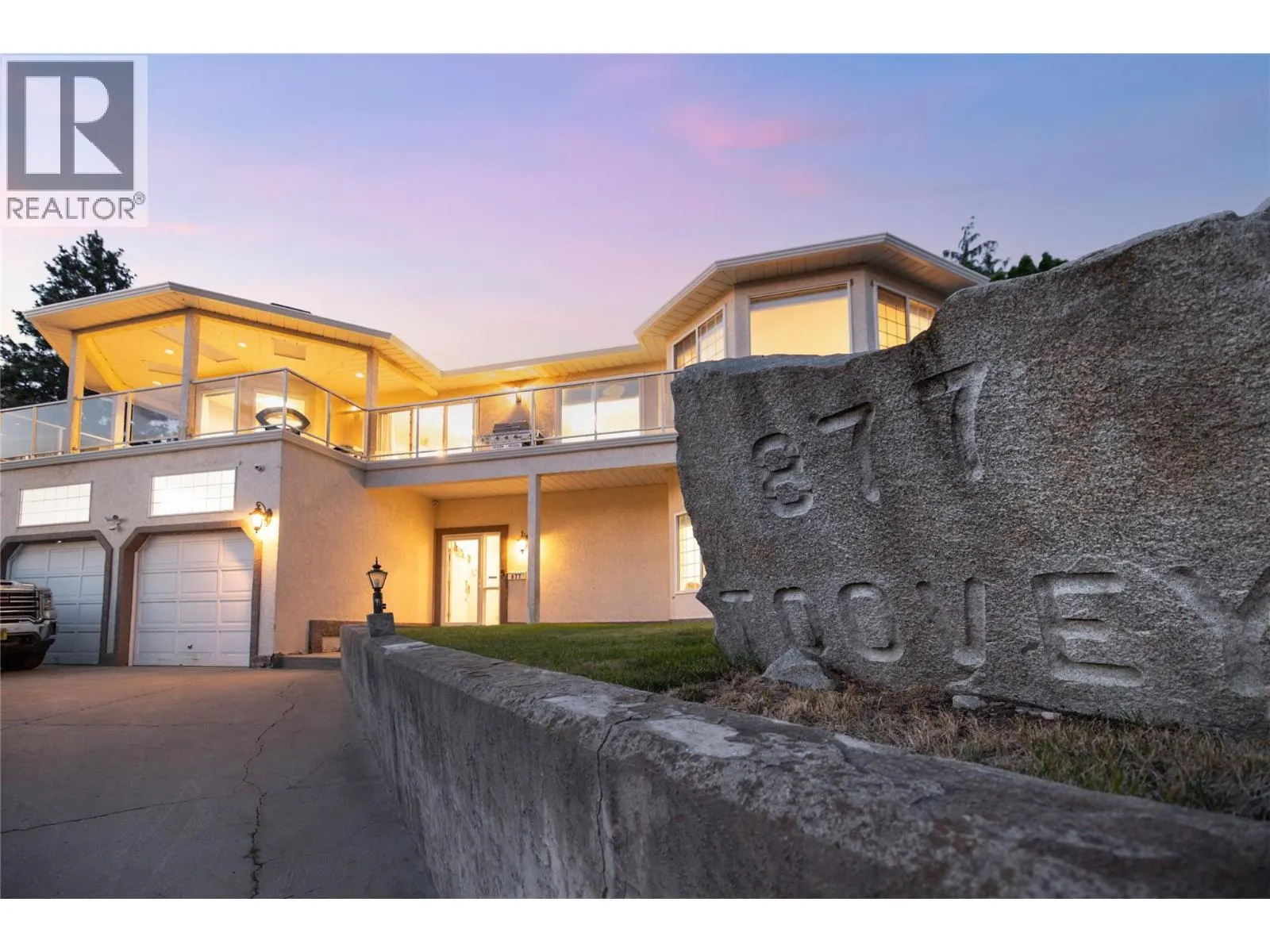 877 Toovey Road
