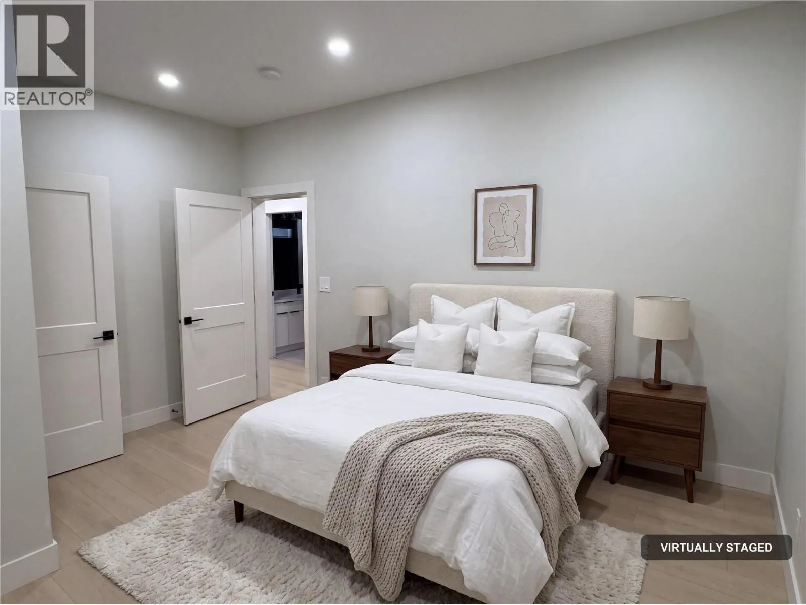 3806 Torrey Pines Drive
