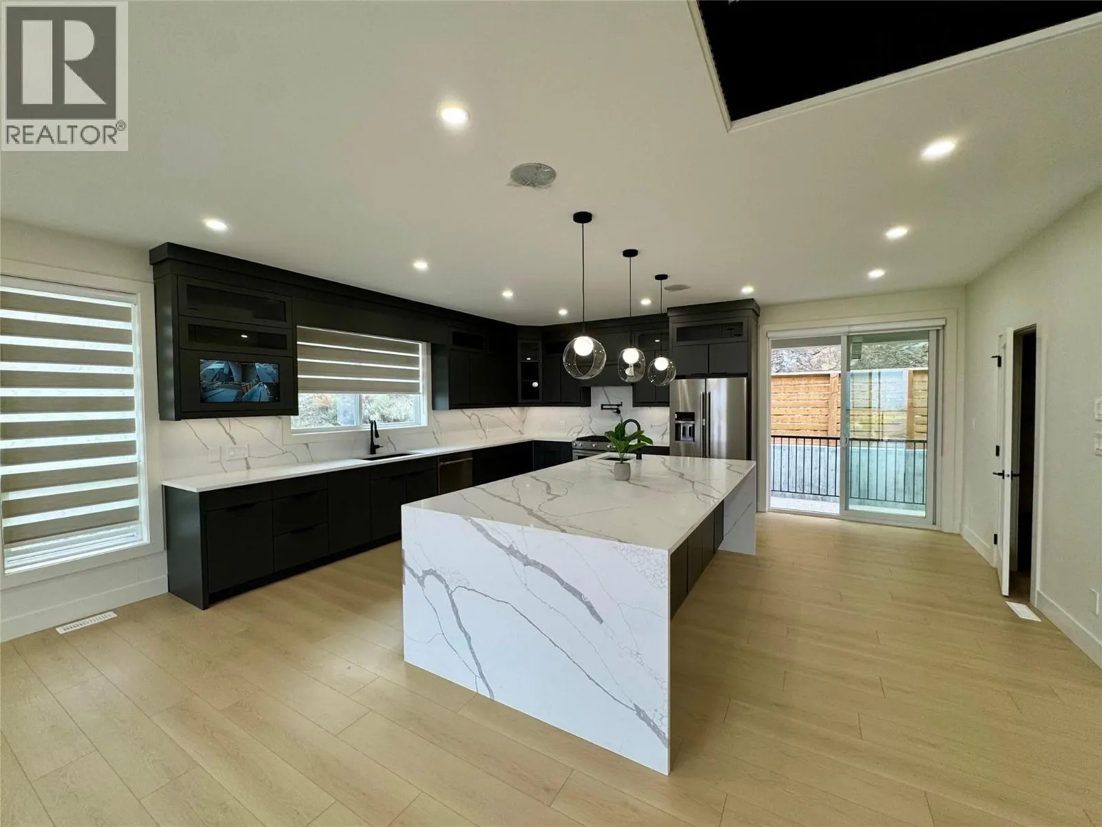 3806 Torrey Pines Drive