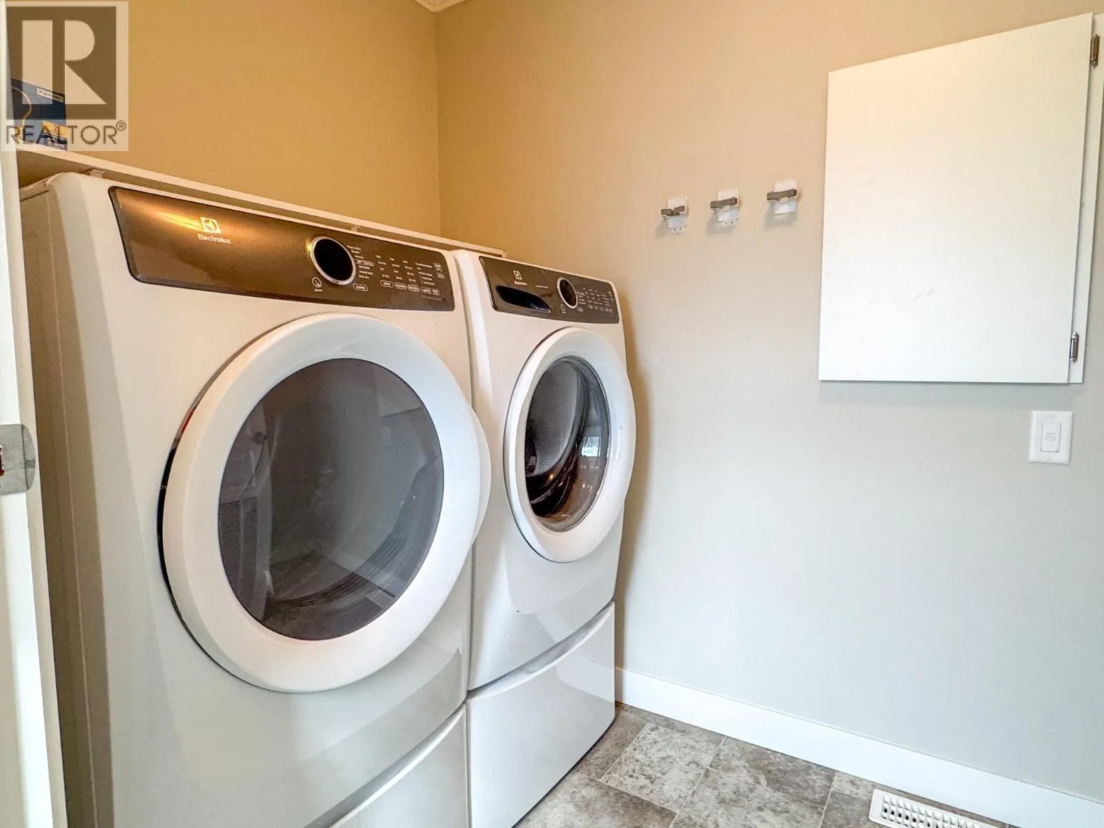 3591 Old Vernon Road Unit# 110B