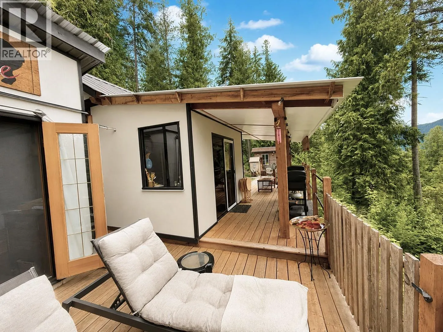 87 Dolly Varden Road