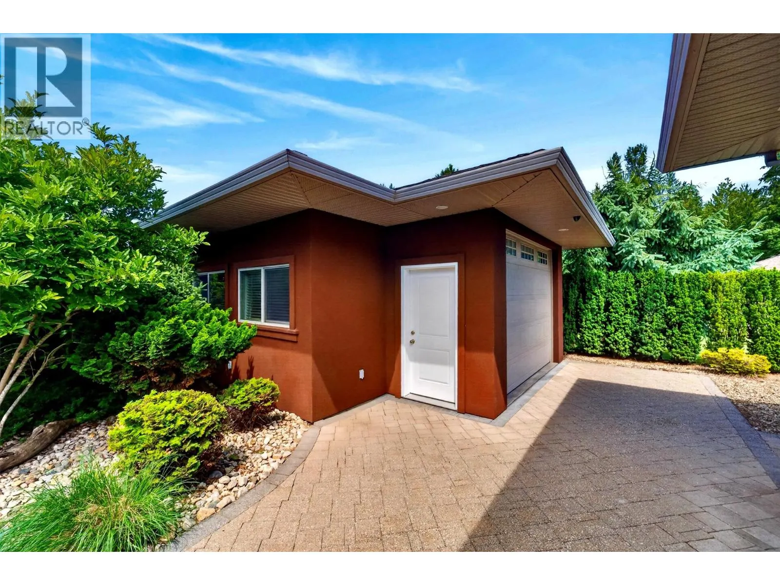 442 Cottonwood Avenue