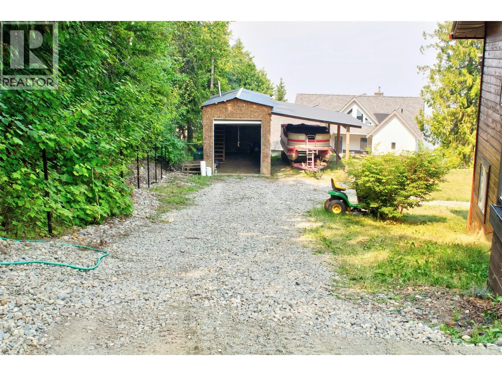 3731 Eagleview Road