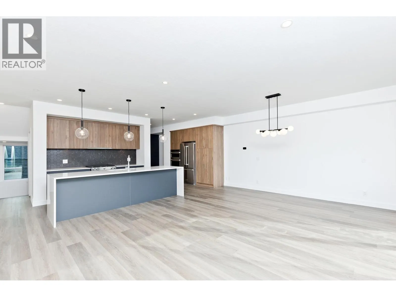 2735 Shannon Lake Road Unit# 402