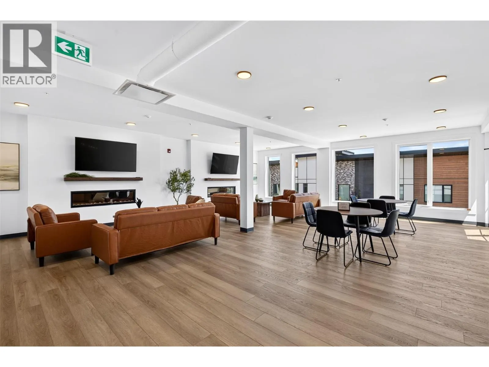 2735 Shannon Lake Road Unit# 402