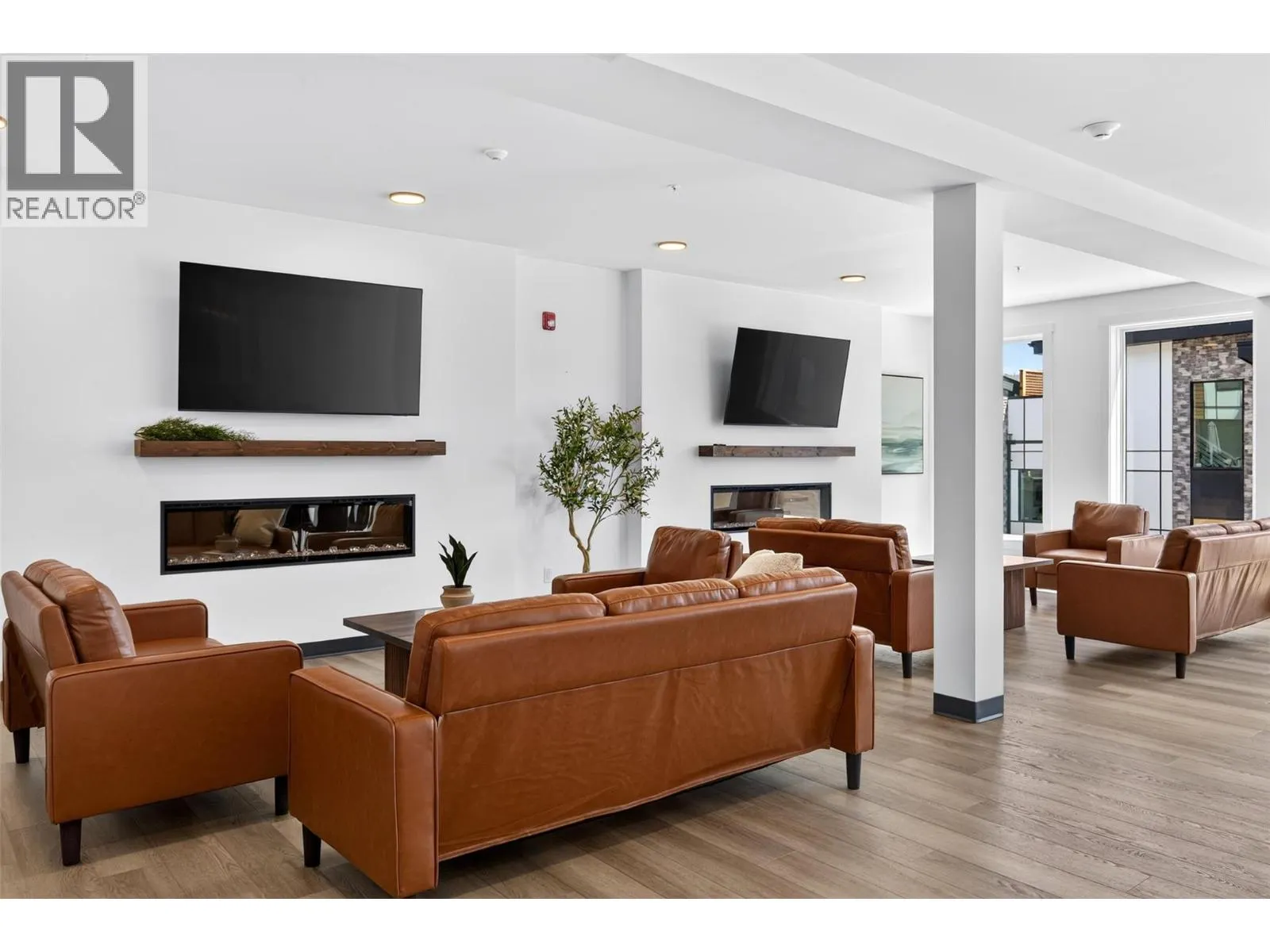 2735 Shannon Lake Road Unit# 402