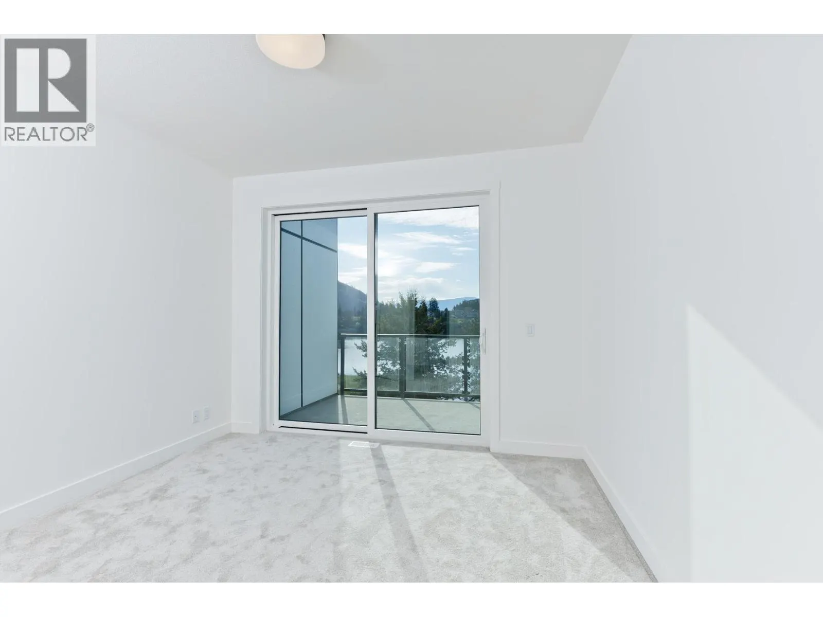 2735 Shannon Lake Road Unit# 402