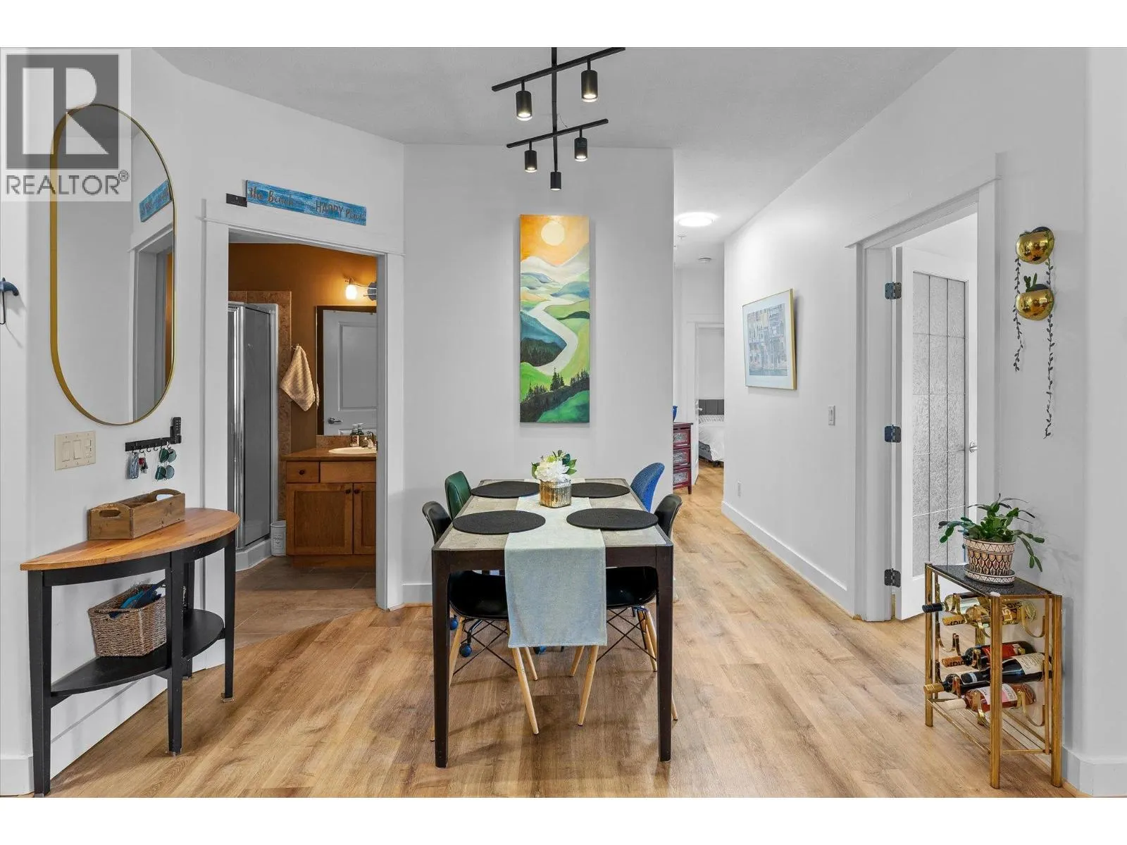 2551 Shoreline Drive Unit# 204
