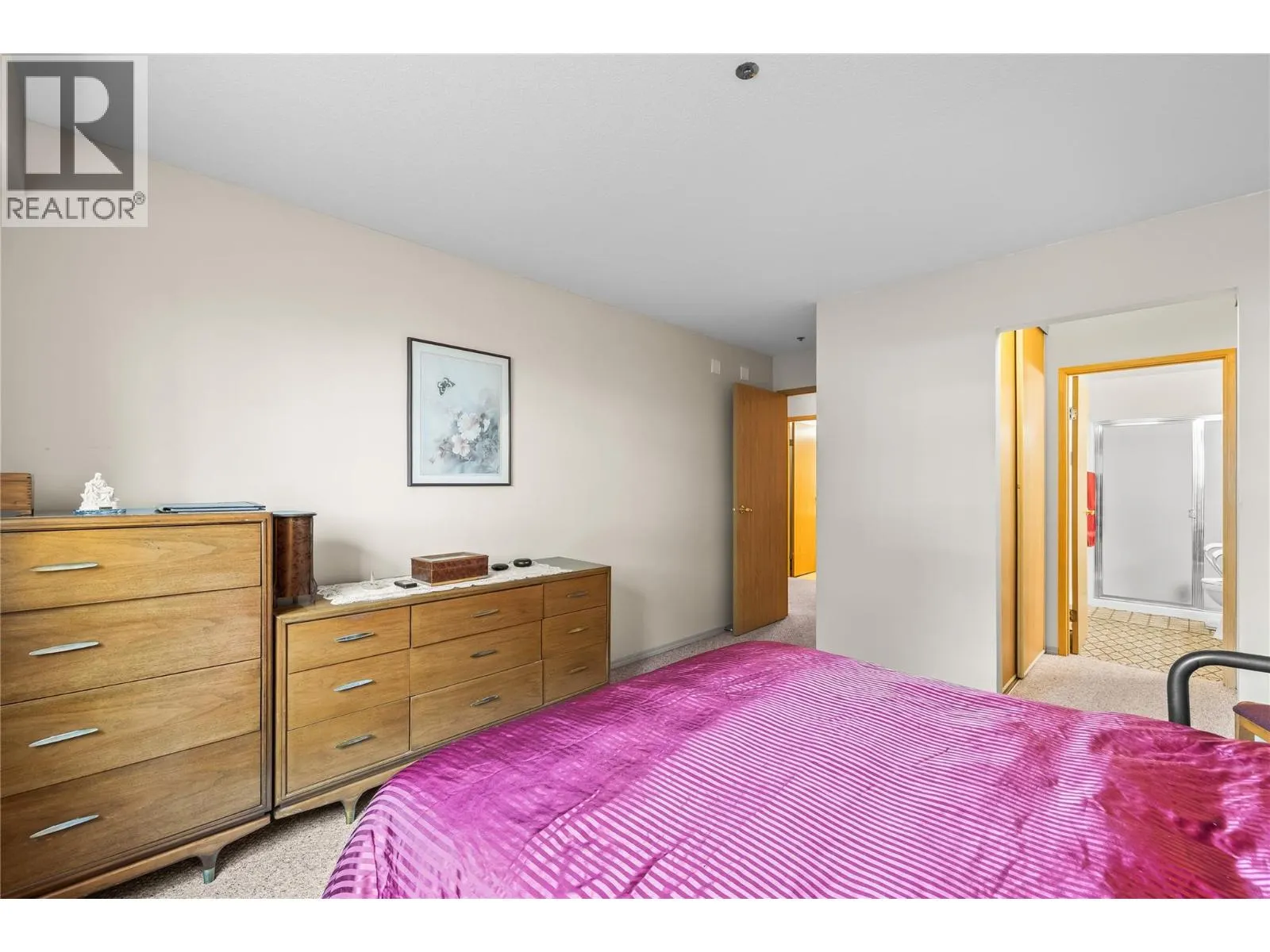 1045 Sutherland Avenue Unit# 37