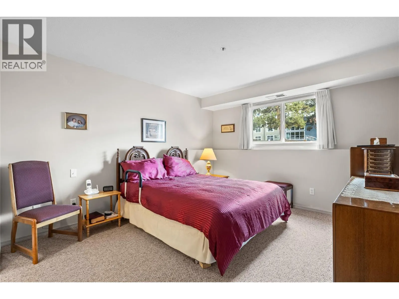 1045 Sutherland Avenue Unit# 37