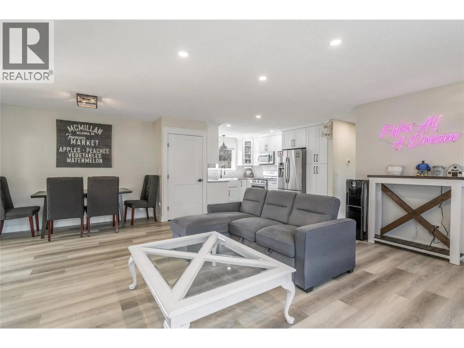 1559 Duncan Court