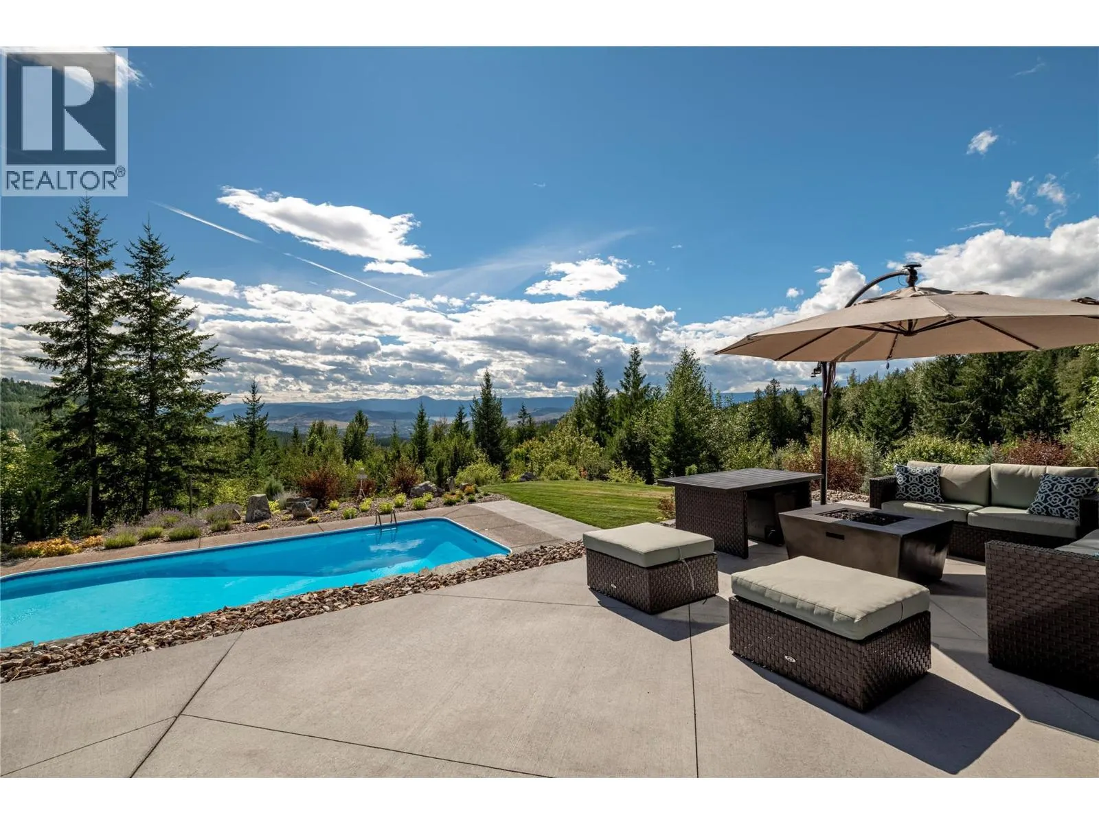 8100/8104 Silver Star Road Road