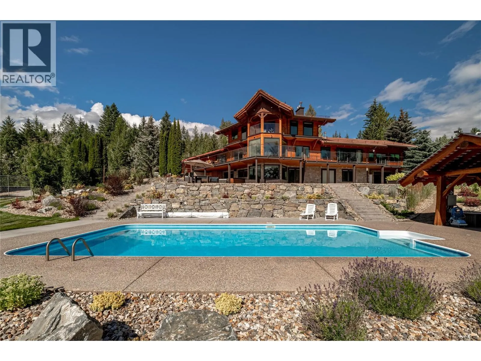 8100/8104 Silver Star Road Road