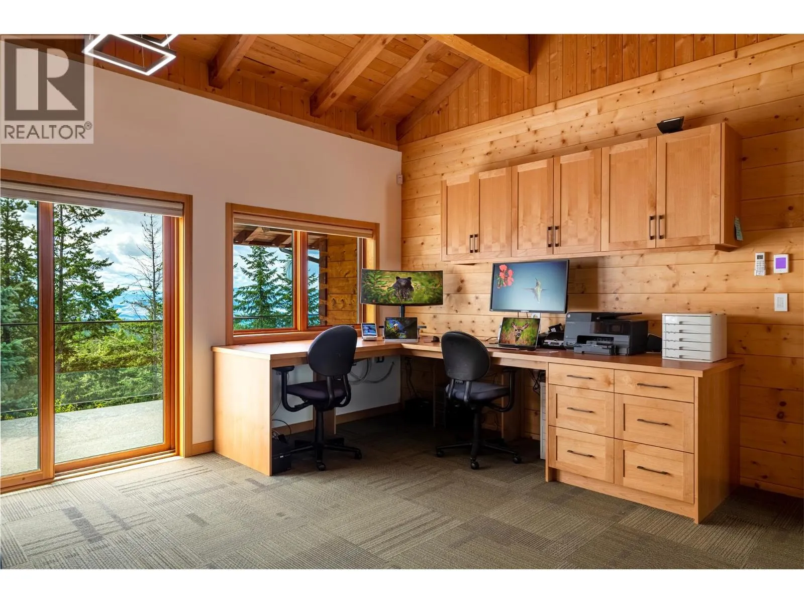 8100/8104 Silver Star Road Road