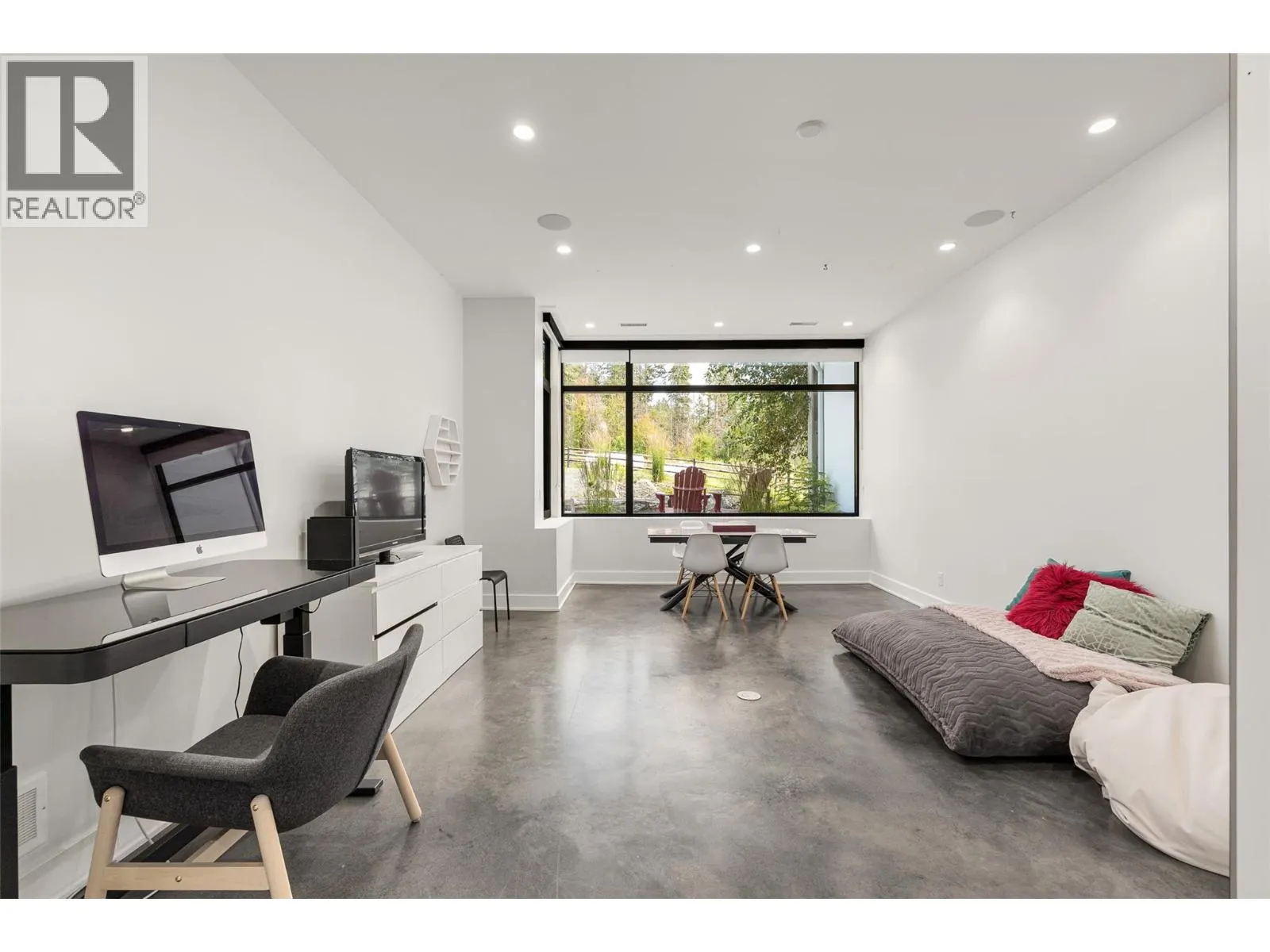4425 Twin Creek Place