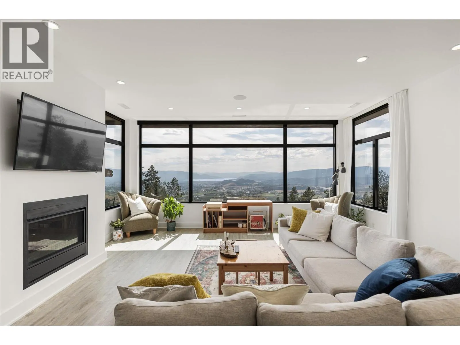 4425 Twin Creek Place