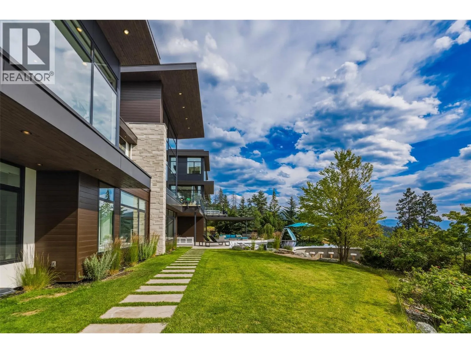 4425 Twin Creek Place