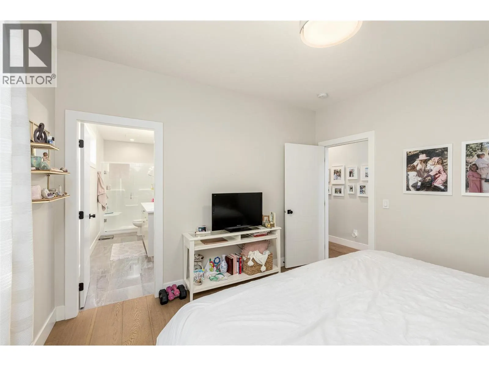 10293 Long Road