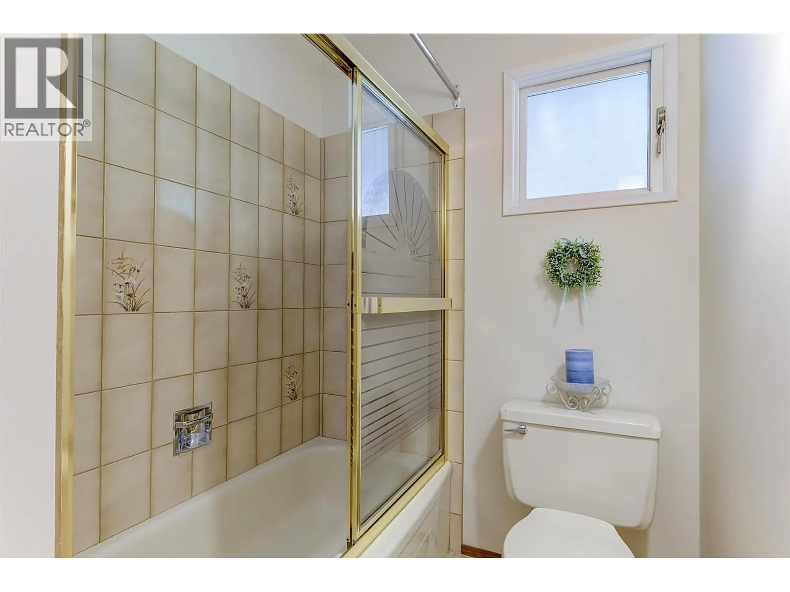 2434 Rhondda Crescent